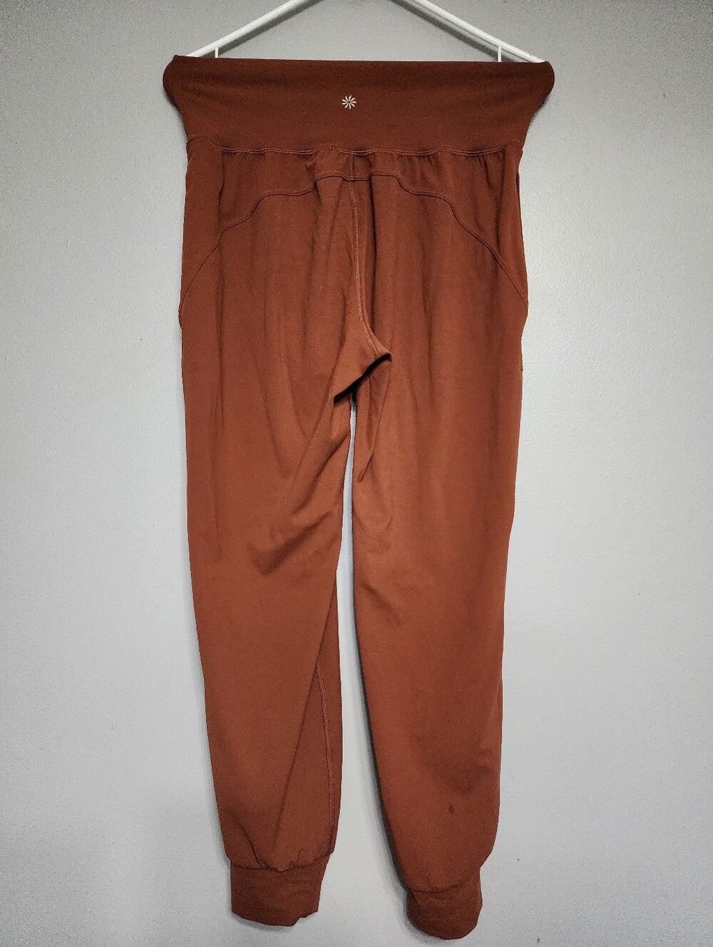 Athleta Brown Salutation Jogger Sweatpants
